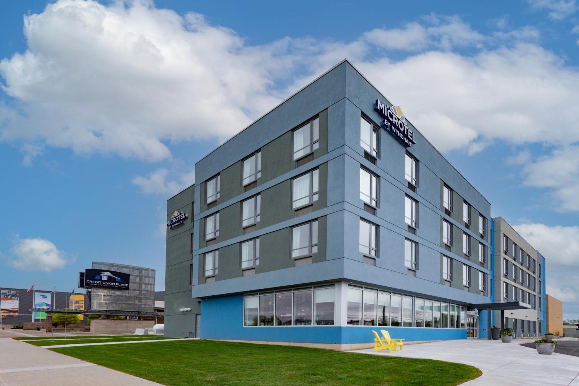 Microtel & By Wyndham *